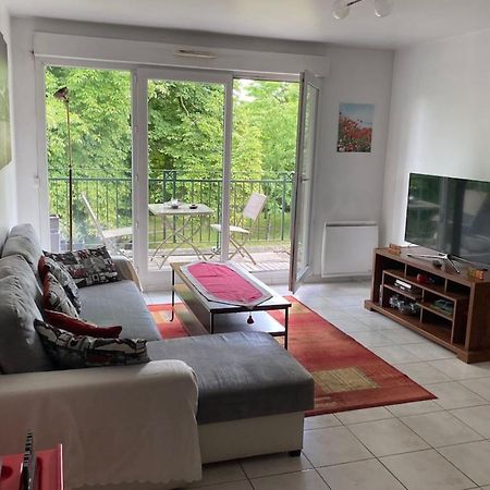 Appart'Hotel F3 Next To Paris & Disneyland Noisy-le-Grand Bagian luar foto